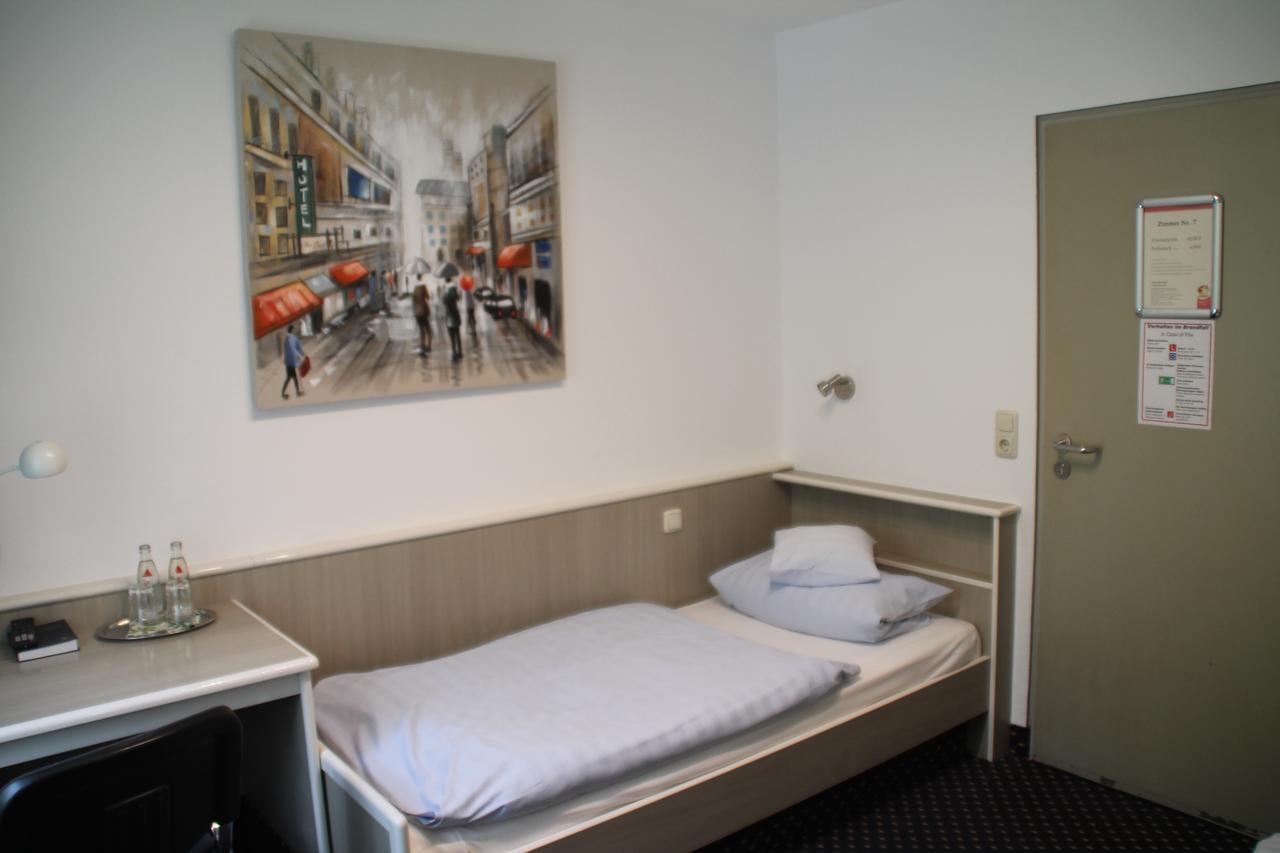 Autobahn Motel Siegerland Ost Siegen Eksteriør billede